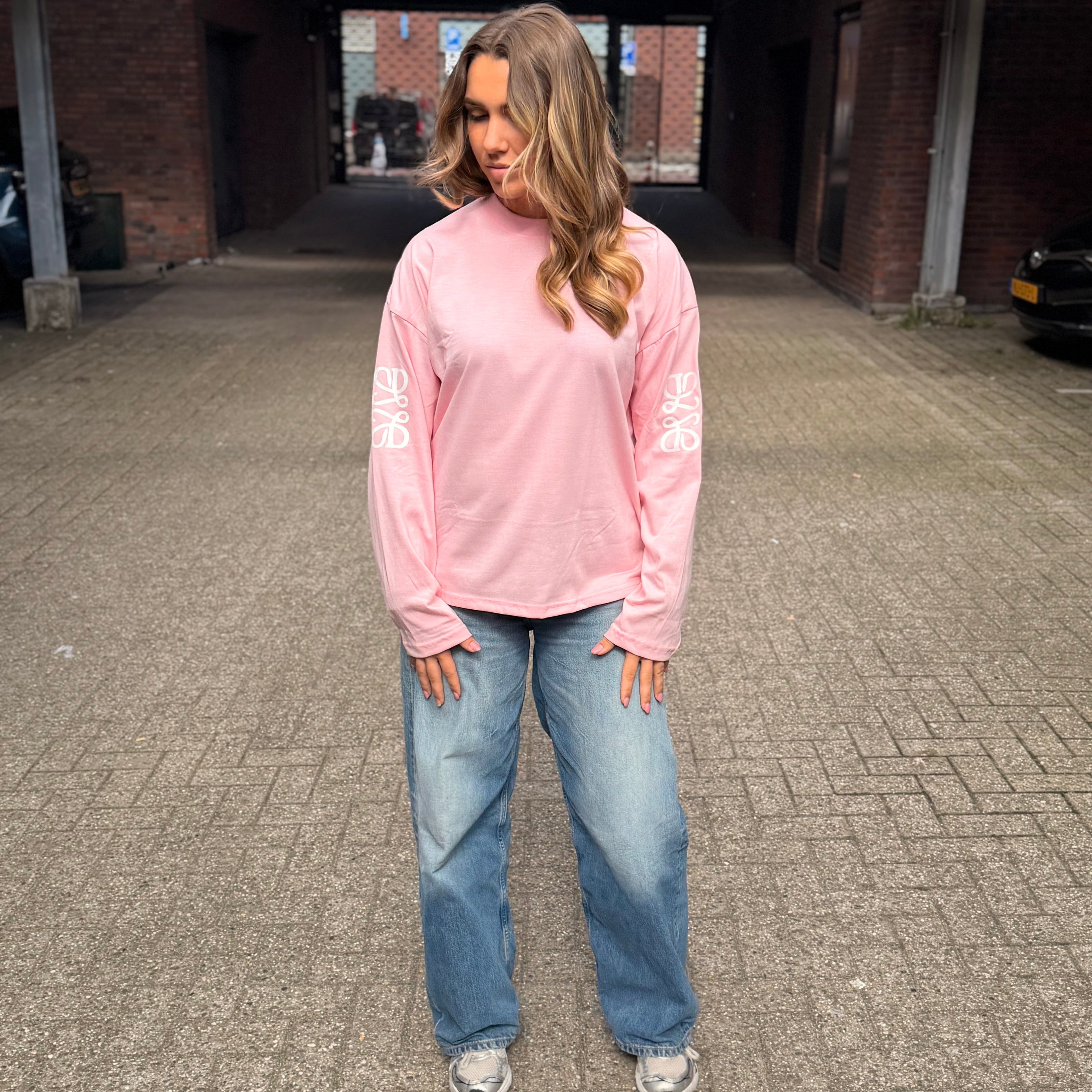 Longsleeve monogram roze